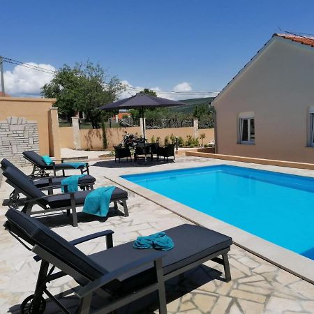Villa Mir Pridraga Exteriér fotografie