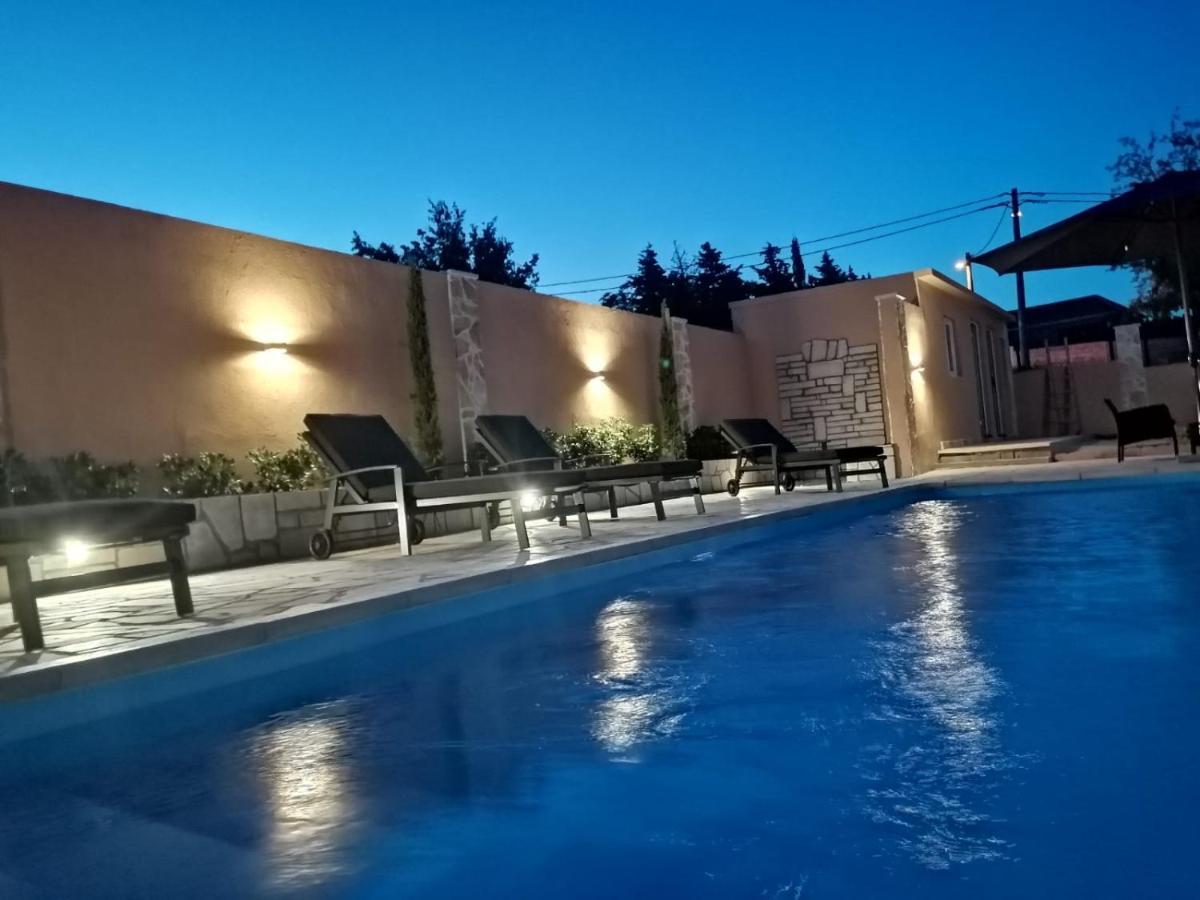 Villa Mir Pridraga Exteriér fotografie